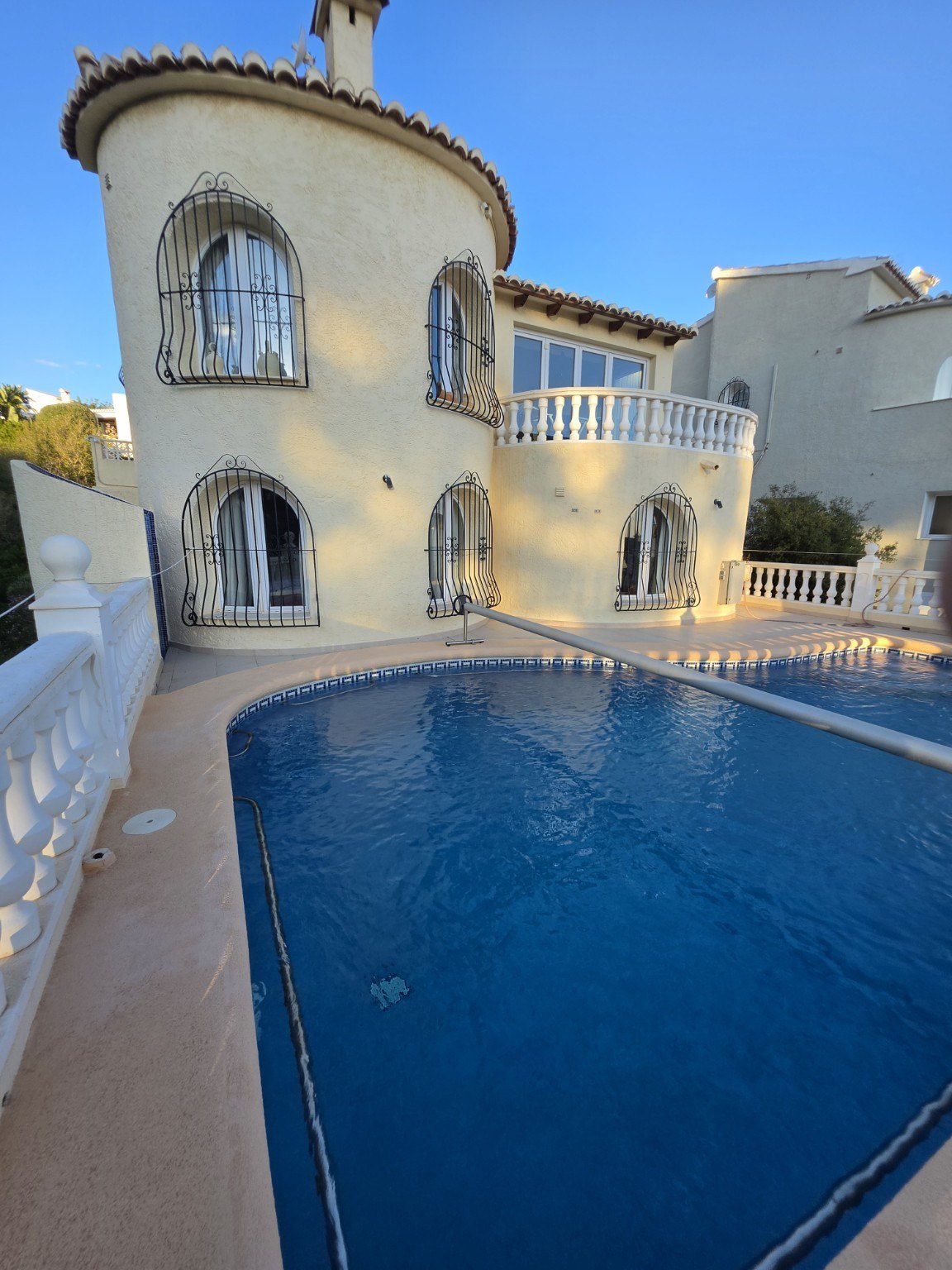 Villa en Cumbres del Sol · Fresnos · 12