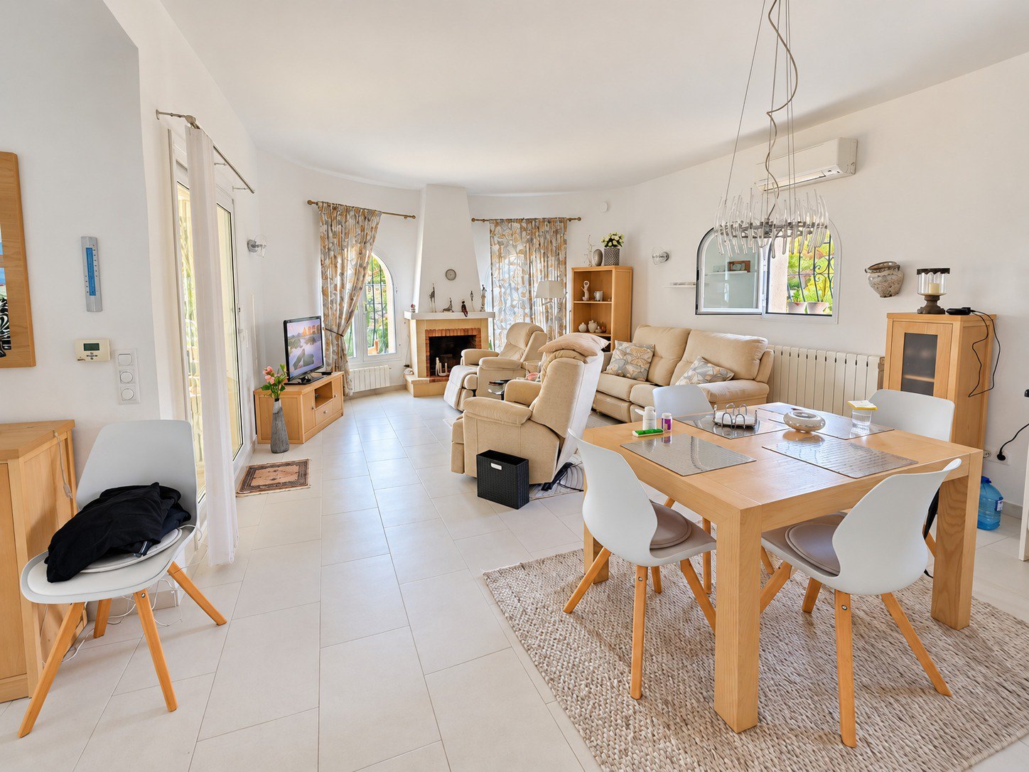 Villa en Cumbres del Sol · Fresnos · 3