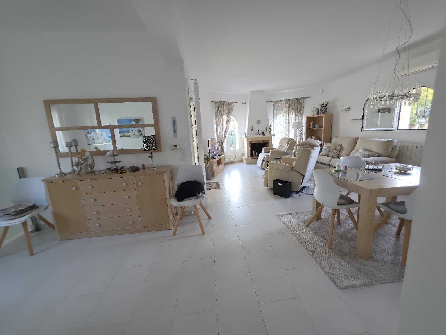 Villa en Cumbres del Sol · Fresnos · 4